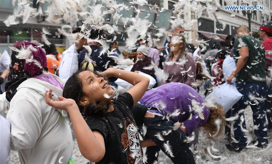 U.S.-SAN JOSE-PILLOW FIGHT 