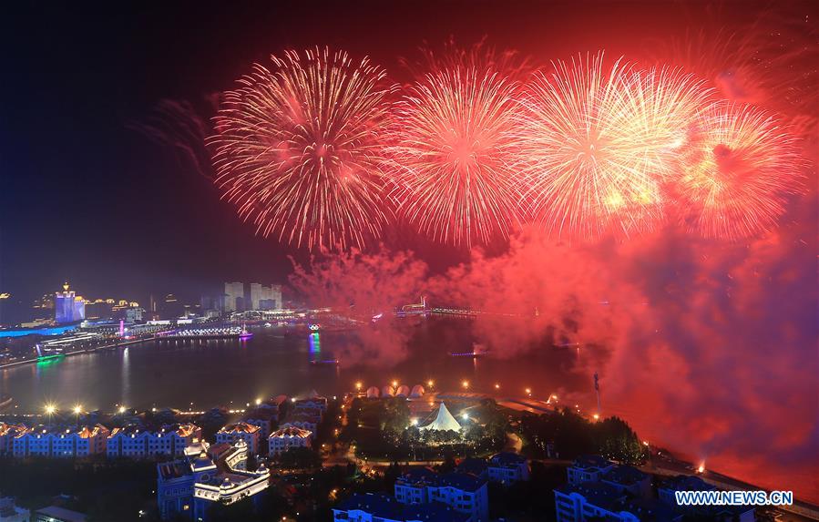 (SCO SUMMIT) CHINA-QINGDAO-SCO-LIGHTS-FIREWORKS-SHOW (CN)