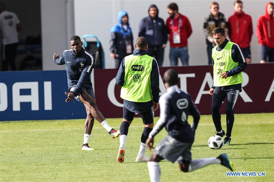 (SP)RUSSIA-MOSCOW-SOCCER-WORLD CUP-FRANCE-TRAINING