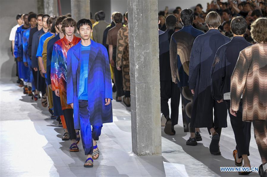 FRANCE-PARIS-MEN'S FASHION WEEK-DRIES VAN NOTEN