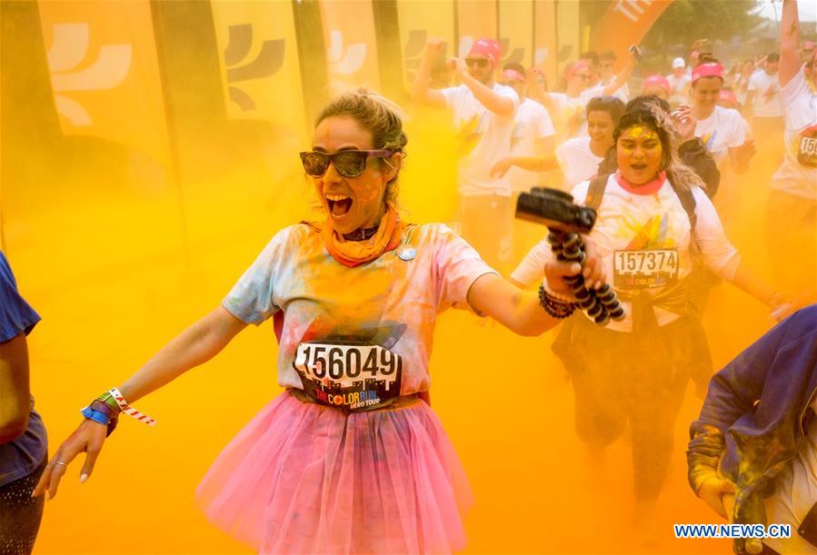 (SP)U.S.-LOS ANGLES-COLOR RUN