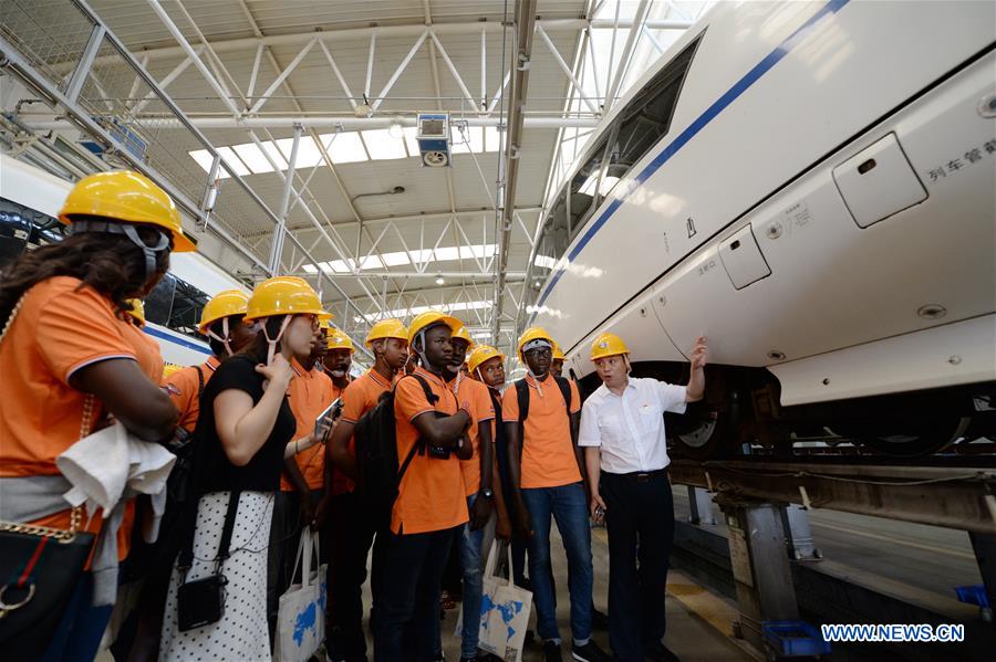 CHINA-XI'AN-RAILWAY-NIGERIAN STUDENTS (CN)