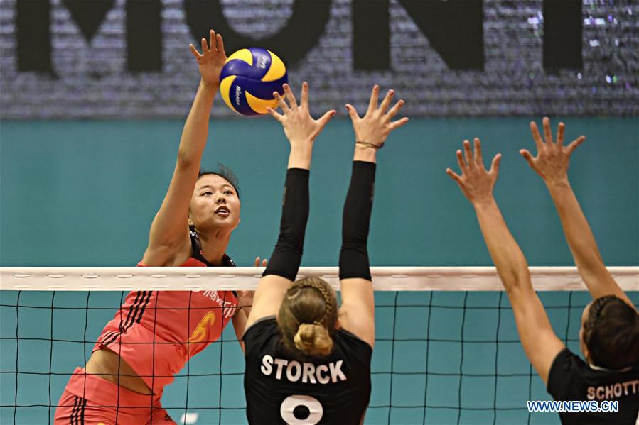 (SP)SWITZERLAND-MONTREUX-VOLLEYBALL-CHINA VS SWITZERLAND