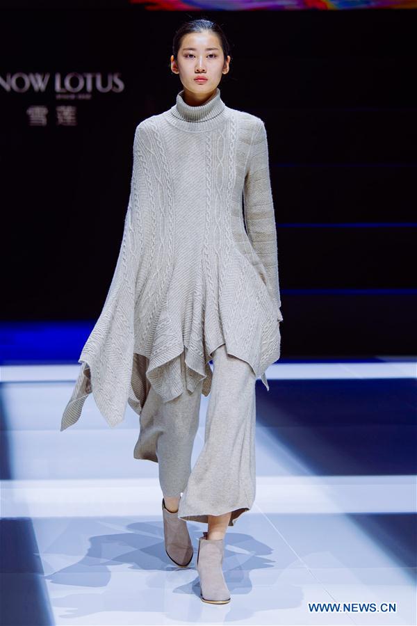 CHINA-BEIJING-FASHION WEEK (CN)