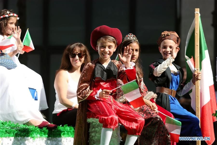 U.S.-CHICAGO-COLUMBUS DAY-PARADE