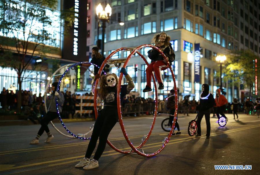 U.S.-CHICAGO-HALLOWEEN-PARADE