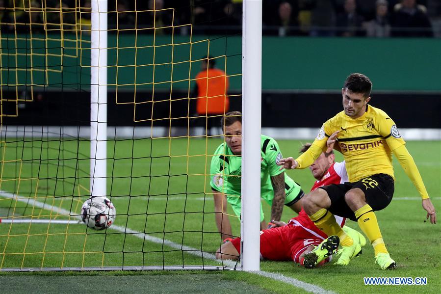 (SP)GERMANY-DORTMUND-SOCCER-GERMAN CUP-BORUSSIA DORTMUND VS UNION BERLIN