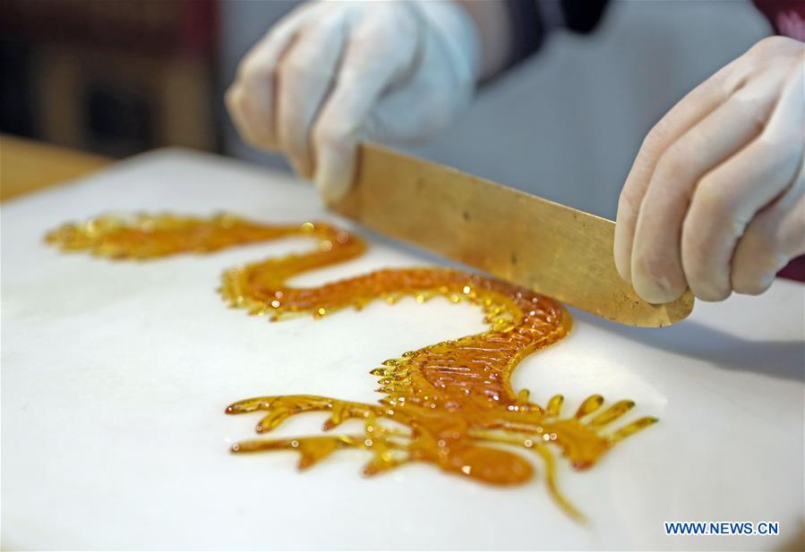 CHINA-LIAONING-FOLK ART-SUGAR SCULPTURE (CN)