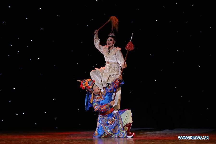 VIETNAM-CHINA-TRADITIONAL STAGE-EXCHANGE WEEK