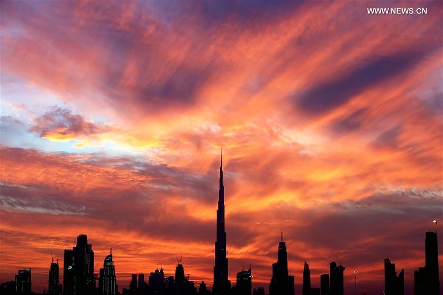 UAE-DUBAI-BURJ KHALIFA-SUNSET