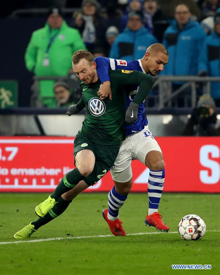 (SP) GERMANY-GELSENKIRCHEN-SOCCER-BUNDESLIGA-SCHALKE 04 VS WOLFSBURG