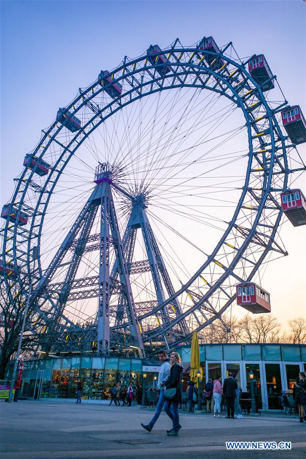 AUSTRIA-VIENNA-PRATER AMUSEMENT PARK-GIANT FERRIS WHEEL