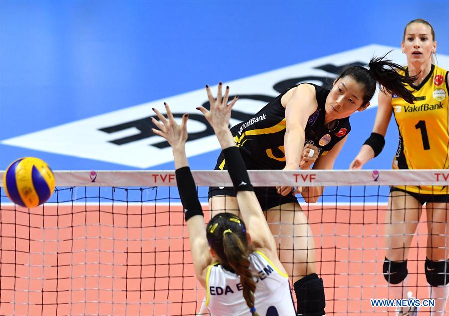 (SP)TURKEY-ISTANBUL-VOLLEYBALL-TURKISH WOMEN LEAGUE-VAKIFBANK VS FENERBAHCE