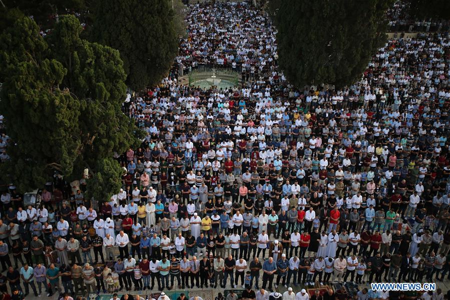 MIDEAST-JERUSALEM-EID AL-FITR