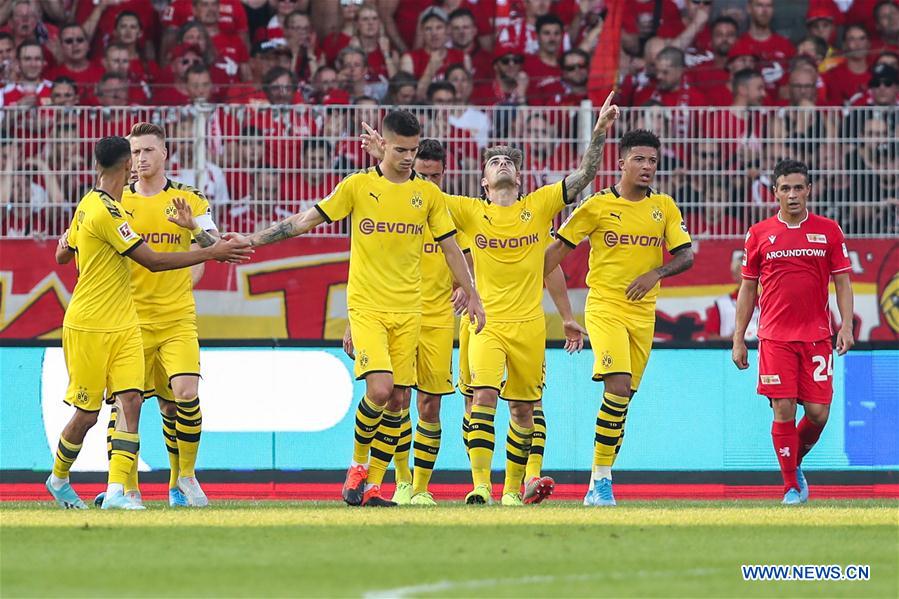 (SP)GERMANY-BERLIN-SOCCER-BUNDESLIGA-UNION BERLIN VS DORTMUND