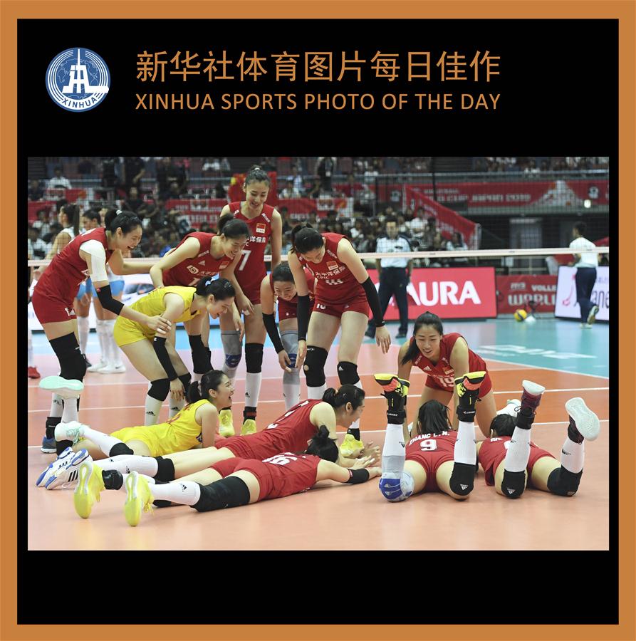 (SP)XINHUA SPORTS PHOTOS OF THE DAY