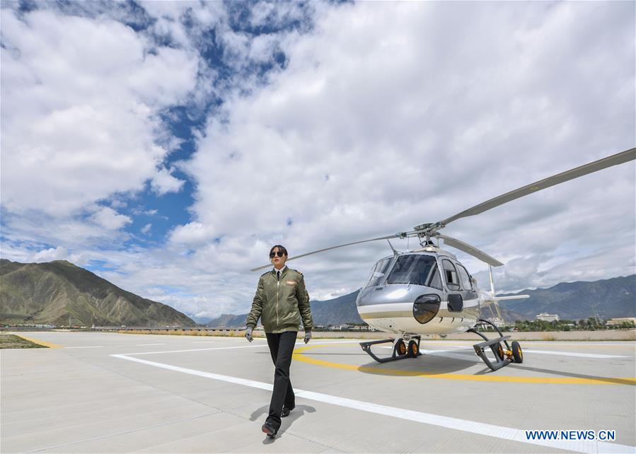 (InTibet)CHINA-TIBET-FEMALE PILOT (CN)