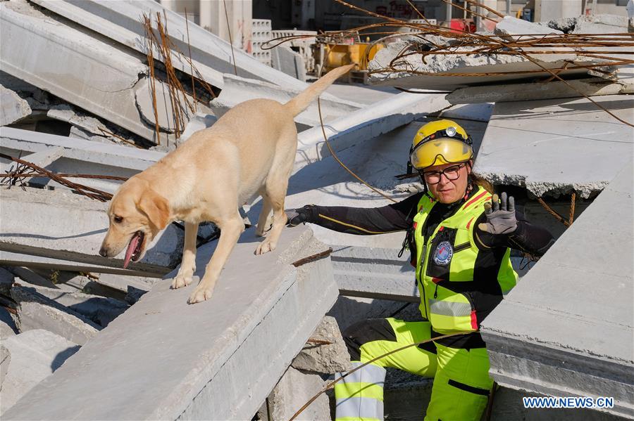  CROATIA-JASTREBARSKO-MISSION READINESS TEST-RESCUE DOGS