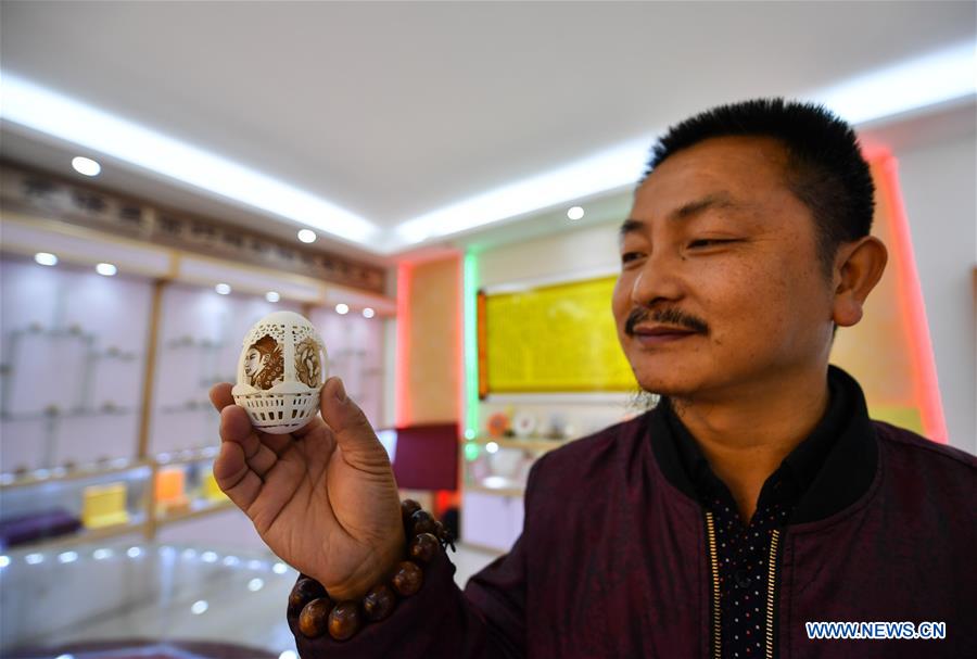 CHINA-JIANGXI-INTANGIBLE CULTURAL HERITAGE-EGG CARVING (CN)