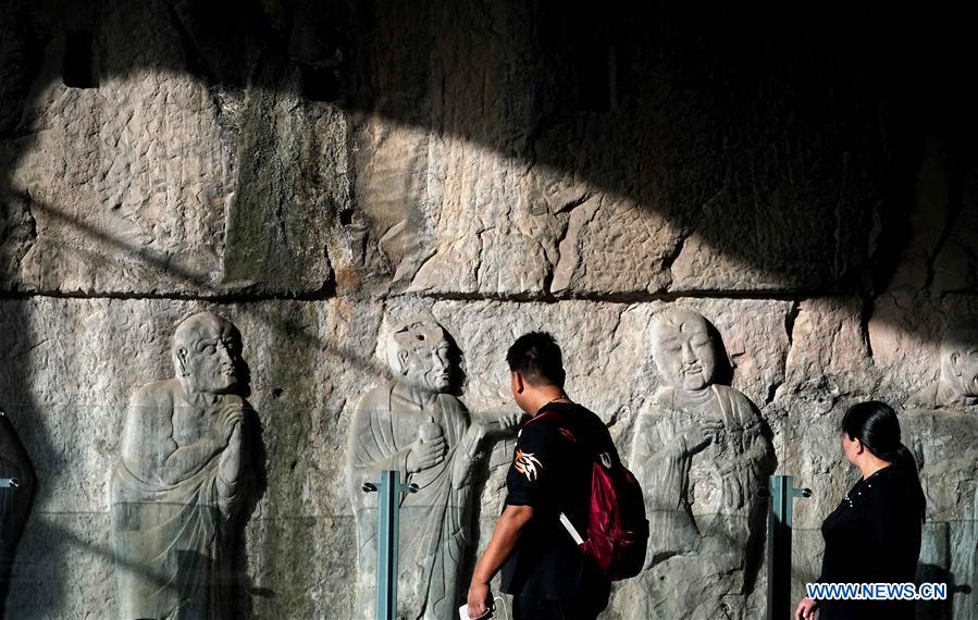 CHINA-HENAN-LONGMEN GROTTOES (CN)