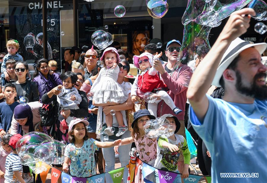 NEW ZEALAND-WELLINGTON-CHRISTMAS PARADE