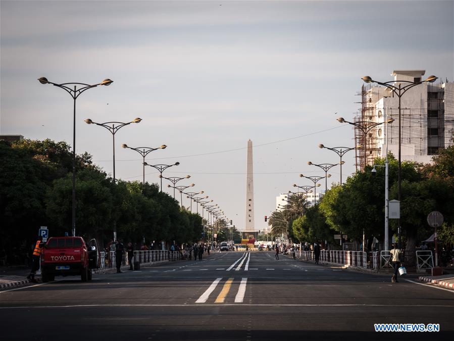 SENEGAL-DAKAR-LANDMARK-OBELISK