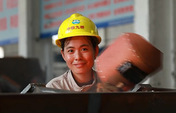 Chinese woman welder aiming for the stars