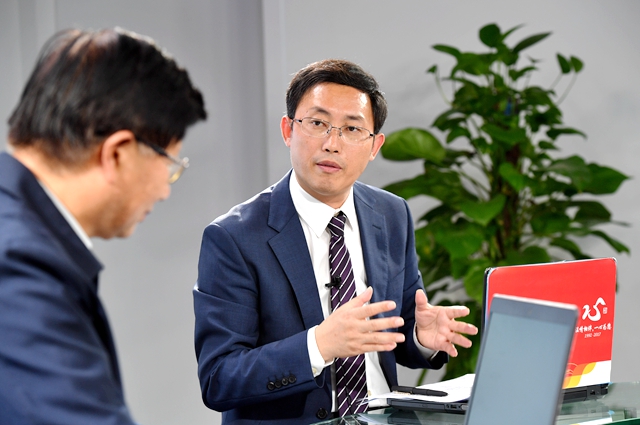 繼往不平凡，珍惜五年奮進所取得的成就、經(jīng)驗