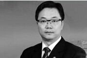 鄒碧華：公正為民、敢于擔當?shù)暮梅ü? /></a></div>
</td>
<td width=