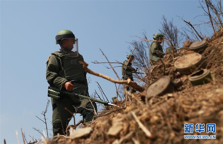 （圖文互動(dòng)）（2）和平年代，離死神最近的人——南部戰(zhàn)區(qū)陸軍云南掃雷大隊(duì)邊境掃雷排爆記事