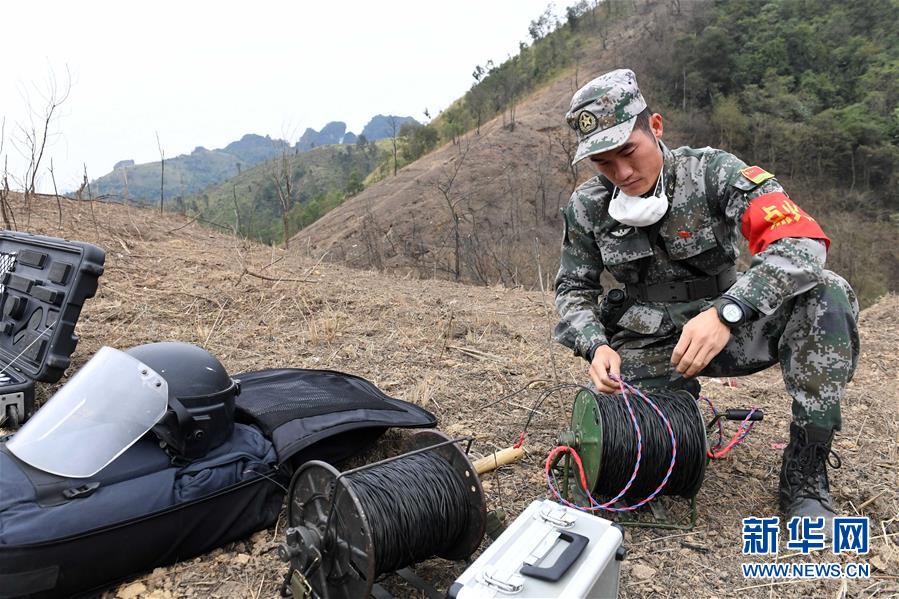 （軍事）（3）直擊中越邊境掃雷行動(dòng)