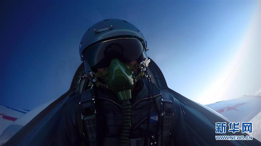 （圖文互動）（2）空軍首次在飛行院校推廣教-8飛機(jī)失速尾旋訓(xùn)練 