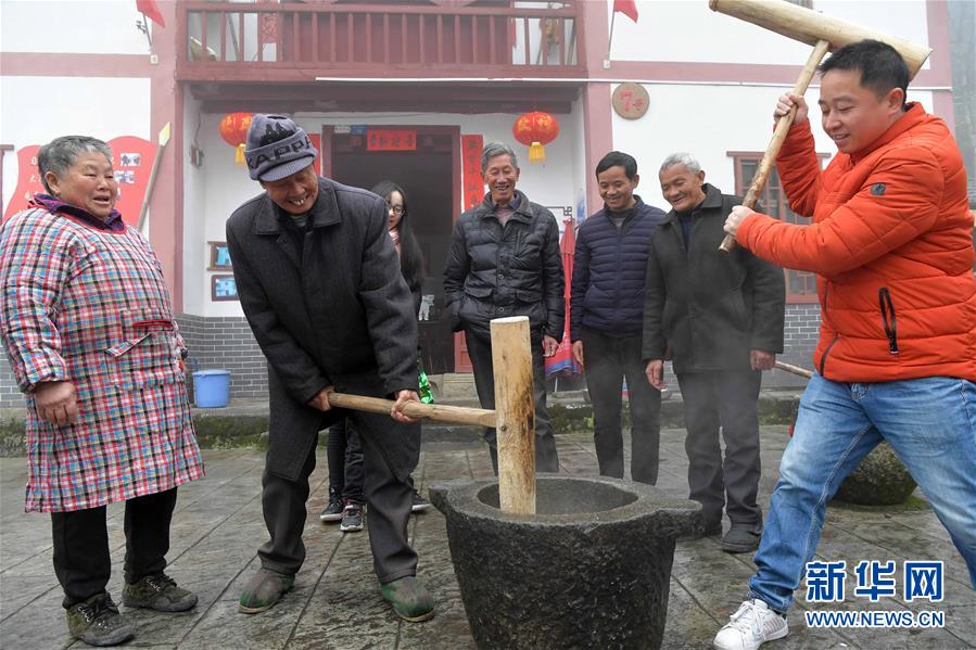 （新華全媒頭條·圖文互動）（3）歷史坐標見證初心使命——寫在江西革命老區(qū)貧困縣全部摘帽之際