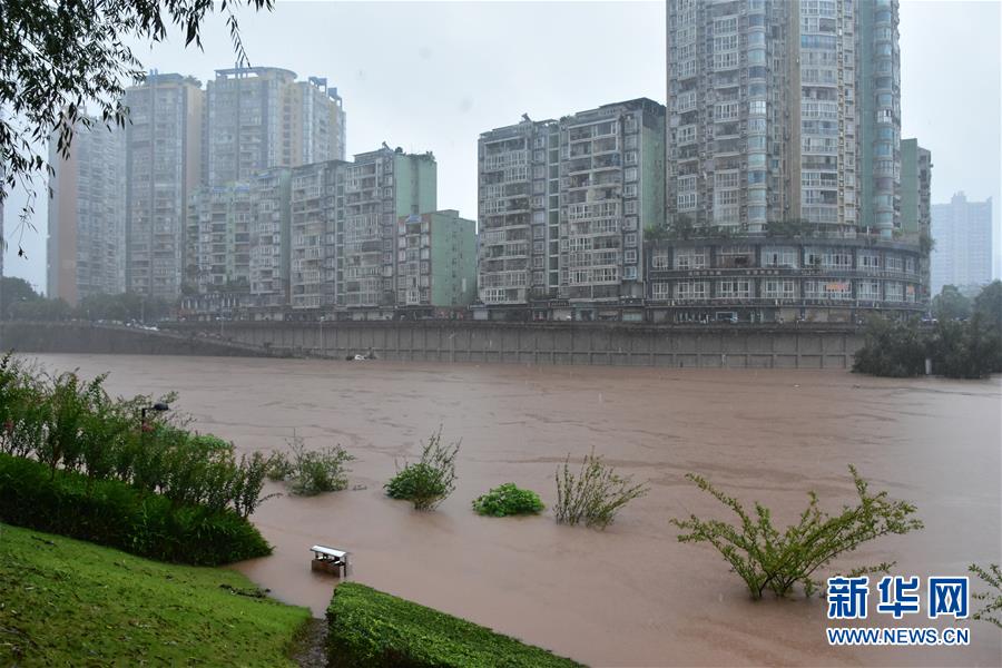 （圖文互動）（4）重慶6個區(qū)縣降暴雨 榮昌瀨溪河出現(xiàn)超保證水位洪水