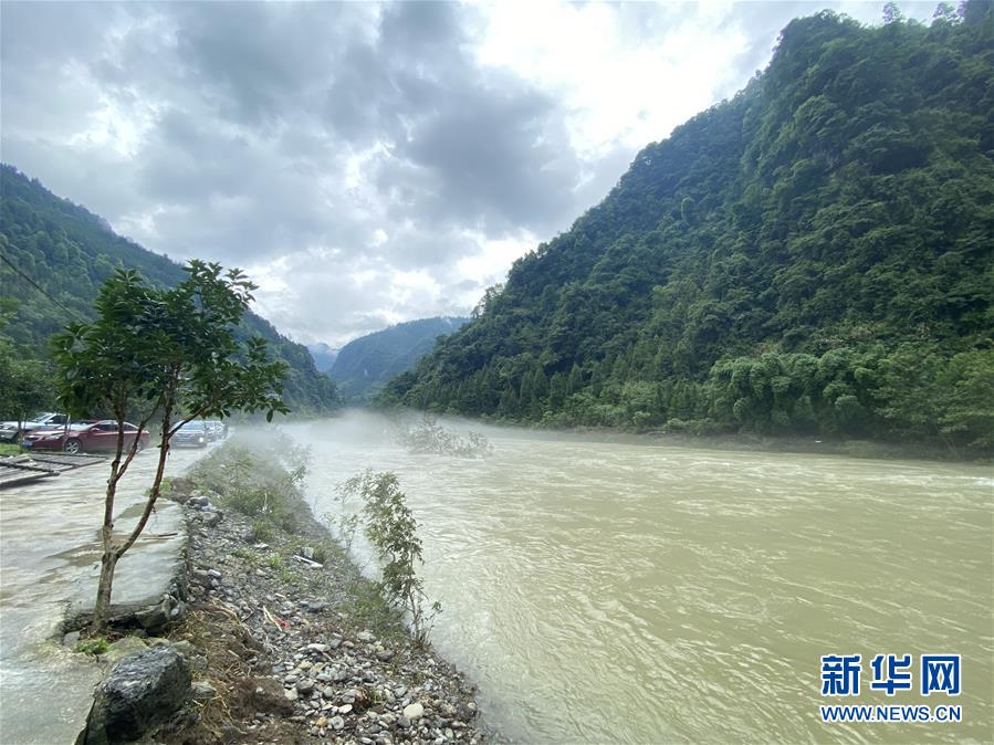 （防汛抗洪·圖文互動）（1）山洪襲來前，澧水河畔大轉移