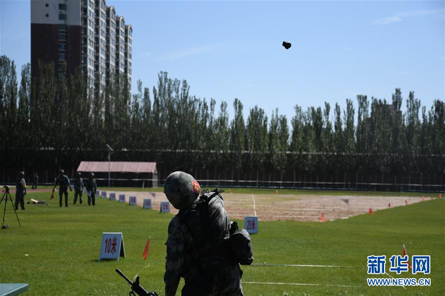 （圖文互動）（5）陸軍“四會”教練員比武提升新兵訓(xùn)練質(zhì)效