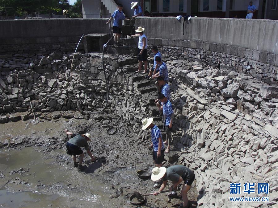 （圖文互動）（2）守護(hù)永不消逝的電波——記海軍參謀部某保障大隊南北山分隊