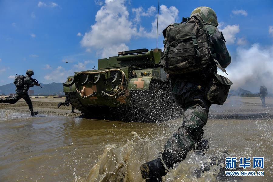 （在習近平強軍思想指引下·我們在戰(zhàn)位報告·圖文互動）（2）從“鐵腳板”到“鋼履帶”——東部戰(zhàn)區(qū)陸軍第73集團軍某旅紅四連練兵備戰(zhàn)記事