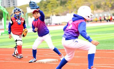 福建連城的校園棒球熱