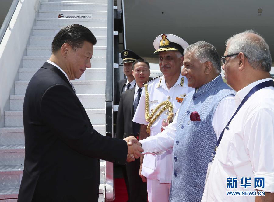 10月15日，國(guó)家主席習(xí)近平抵達(dá)印度果阿，應(yīng)印度總理莫迪邀請(qǐng)，出席金磚國(guó)家領(lǐng)導(dǎo)人第八次會(huì)晤。 新華社記者蘭紅光攝 