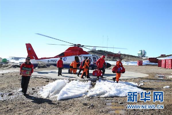 （圖文互動）（1）“雪龍”號搭載南極科考隊抵達中山站